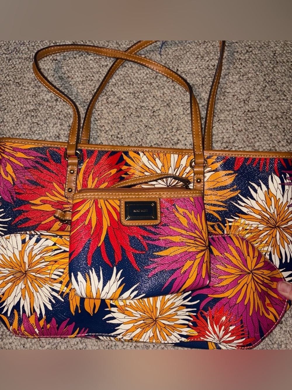 Brand new Nine West purse/wallet